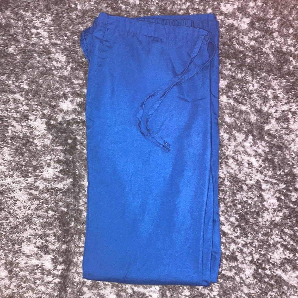 Cherokee workwear scrubs, color blue, size medium(fits large)